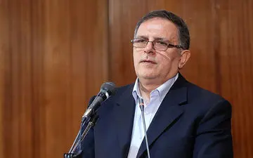 
ادعاهای عجیب رئیس کل بانک مرکزی در مورد  نظام بانکداری ایران 