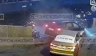 پرت شدن پیرمرد به داخل رودخانه پس از تصادف وحشتناک دو خودرو