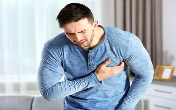  این نشانه‌ها رو جدی بگیرید! آلارم بدن شما پیش از سکته قلبی و مغزی
