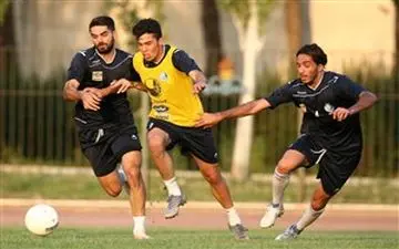 سه ستاره استقلال مشکلی برای بازی با فولاد ندارند 