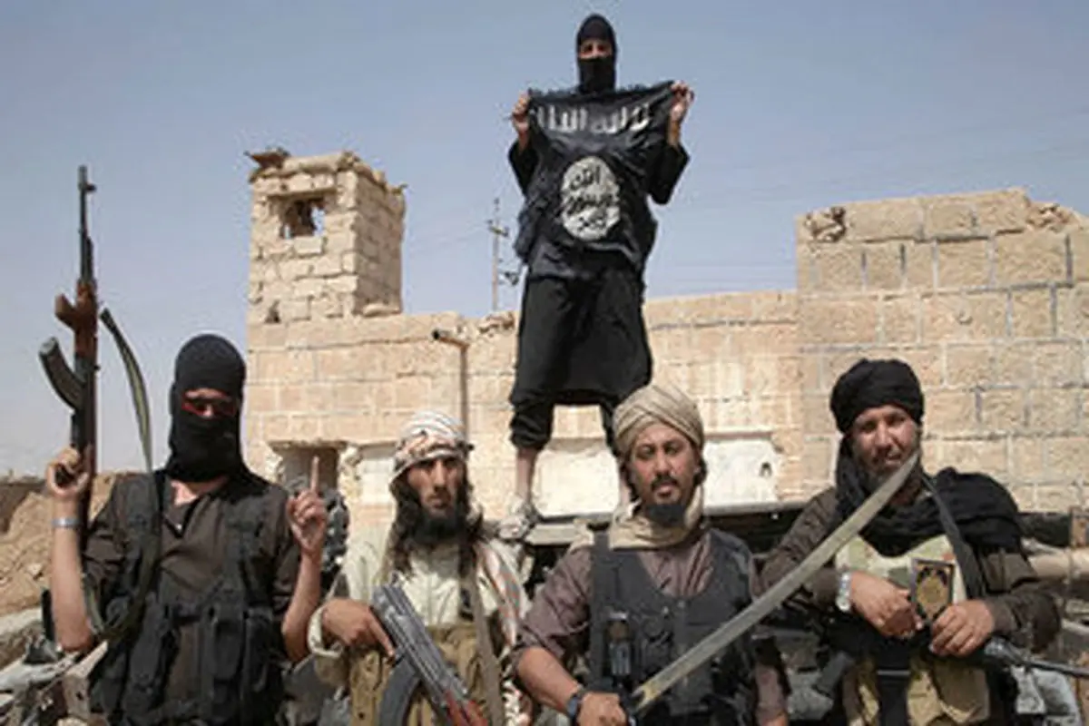  تکفیری‌های داعش یک زن و ۲ فرزندش را سَر بریدند