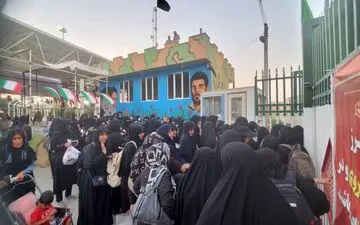  بیش از ۵۵۰۰ زائر از مرز خسروی عازم عتبات عالیات شدند!