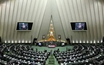 جلسه غیرعلنی مجلس برای بررسی بازار ارز آغاز شد