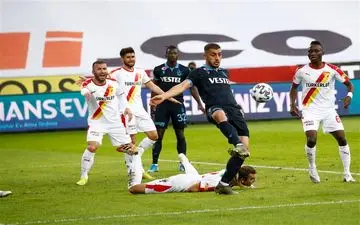 لژیونر ایرانی در فهرست خریدهای تابستانی آاِک