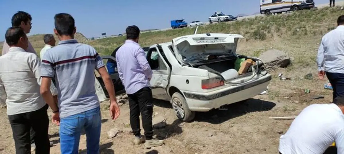 حادثه واژگونی خودرو در محور "اهر-تبریز" چند مصدوم به جا گذاشت