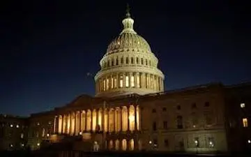 مروری بر تلاش های ترامپ برای پایان دادن به کار «دولت پنهان»