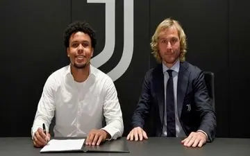 یوونتوس هافبک آمریکایی شالکه را جذب کرد