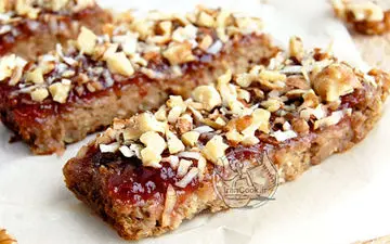 وعده صبحانه رو برای عزیزانت دلچسب کن | طرز تهیه بار توت فرنگی و موز 