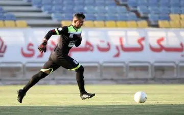 گلر پرسپولیس در بازی دوستانه هم فیکس شد