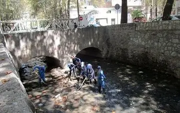 

گزارشی خاص از لایه روبی کانالهای سطح شهر تهران؛ سخت و پرهزینه