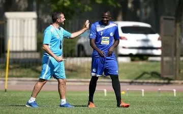 دیاباته 2 هفته دور از میادین