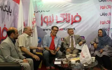 حضور فرهاد جم در غرفه فرتاک نیوز به روایت تصویر