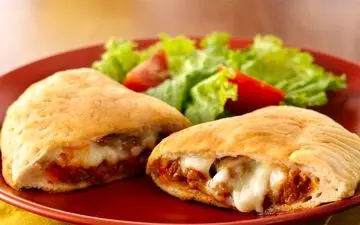 طرز تهیه پیتزا پیراشکی خانگی | فست فود سالم درست کن!