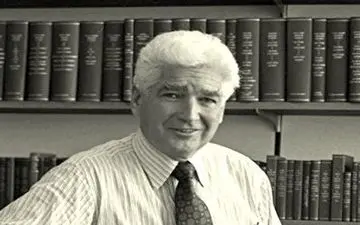 ویلیام سالیوان در نماز جمعه + فیلم