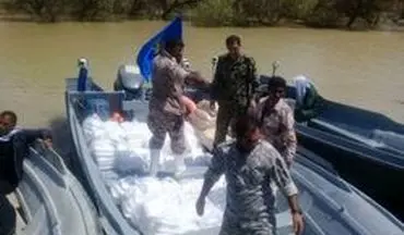 امدادرسانی قایق‌های تندرو سپاه در مناطق سیل‌زده ایلام