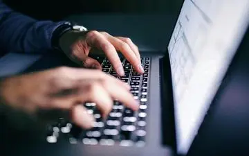 فروش اطلاعات غلط تازه ترین کاسبی دنیای تاریک وب