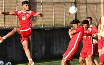 سورپرایز پرسپولیس، ستاره شماره 70 