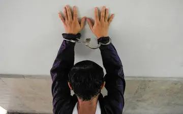 ۱۲ ساعت جدال با مرگ در قبر