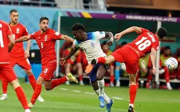 حواشی دیدارایران و انگلیس/ شعار علیه کیروش و ملی پوش استقلالی/ اشک های بیرانوند همه را تحت تاثیر قرار داد
