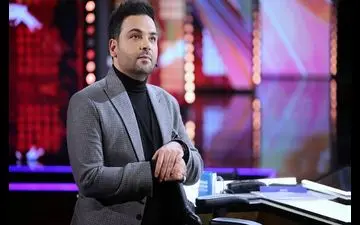 حرکت زشت احسان علیخانی در برنامه عصر جدید/ ناراحتی شرکت کننده از احسان علیخانی + ویدئو