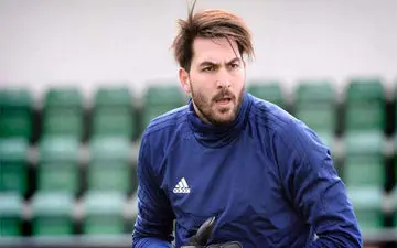 تصویری دردناک از علی خطیر بر اثر مشت علیرضا حقیقی + عکس