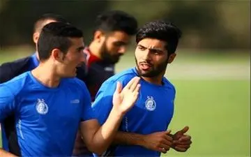 سرمربی استقلال هافبک ملی پوش را از تمرین منع کرد