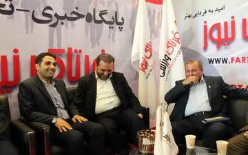 بازدید دکتر حسام عقبایی رئیس اتحادیه املاک تهران و کشور از غرفه فرتاک نیوز به روایت تصویر