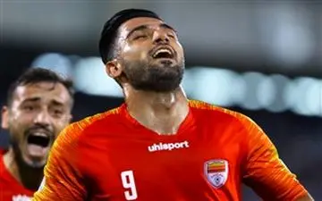 از باشگاه پرسپولیس پیشنهاد داشتم/دوست داشتم با پیراهن فولاد به میدان بروم 