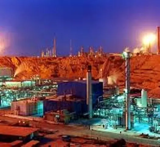 پتروشیمی خارک؛ مروارید درخشان خلیج‌فارس در ۵۶ سالگی+ویدیو