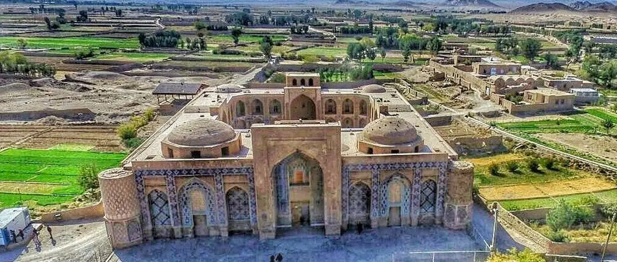 زیباترین مدرسه ایران کجاست؟ 