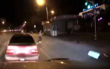 مرگ عابر پیاده در تصادف وحشتناک با خودروی سواری+فیلم 