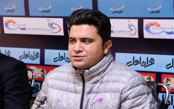 سرمربی ماشین سازی: در خیلی از مسابقات بد شانس بودیم/ به جدول لیگ توجهی نداریم