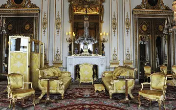 برملا شدن راه مخفی ملکه الیزابت+فیلم