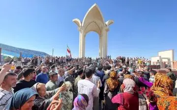 مراسم بزرگداشت شاعر و عارف ترکمن «مختومقلی فراغی» در مراوه‌تپه