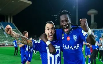 گومیس و جووینکو مقابل استقلال بازی می‌کنند