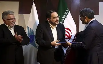 سرپرست دانشگاه علوم پزشکی آزاد اسلامی تهران معارفه شد