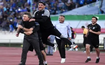 ساپینتو به باشگاه استقلال لیست داد؟