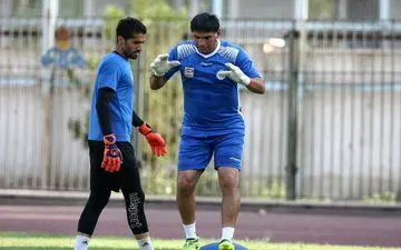 مربی استقلال: هیچ تیمی در لیگ ضعیف نیست/ استراماچونی به همه توجه دارد