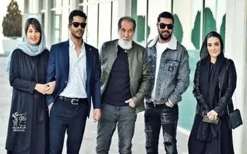 خانواده ساعد سهیلی در یک قاب! | ساعد سهیلی و خانواده در کنار ساحل