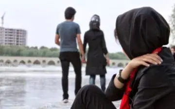 زن جوان: همسرم با دوستم رابطه نامشروع دارد و مرا به زندگی با هوویم مجبور می‌کند!