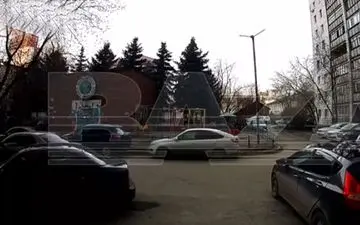 پیرزن ۸۰ ساله از سقوط از طبقه ششم جان سالم به در برد