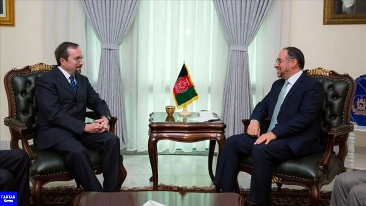 دیدار وزیر خارجه افغانستان با سفیر آمریکا در کابل