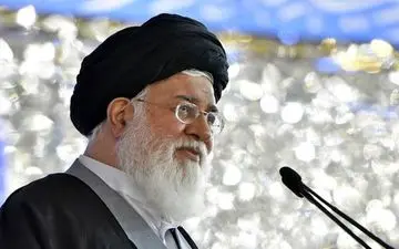 همزمان با قرارداد استعماری، عکس سنگ قبر همسرم را در رسانه‌ها منتشر کردند