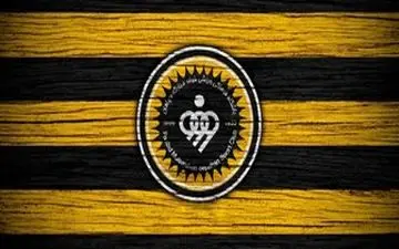 به دستور قلعه‌نویی از پرسپولیس بازیکن نمی‌گیریم