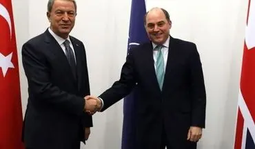 وزیر دفاع ترکیه با همتایان انگلیسی و فرانسوی خود دیدار کرد