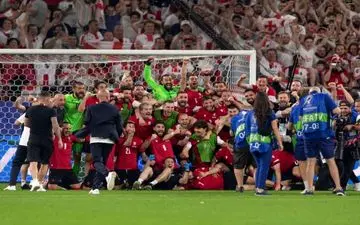 گولسیانی یک‌شبه میلیاردر شد!