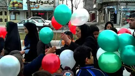 حرکت قطار انقلاب و ایستگاه خاطرات انقلاب از شهرک دولت‌‌آباد در شهر کرمانشاه