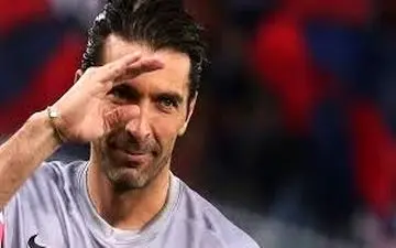 کودکی های بهترین سنگربان جهان, جی جی بوفون/عکس