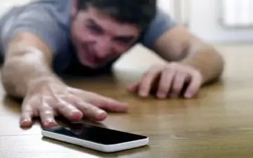 خطرات استفاده بیش از اندازه از گوشی