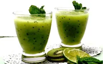 6 نوشیدنی سالم برای کاهش سرعت پیری